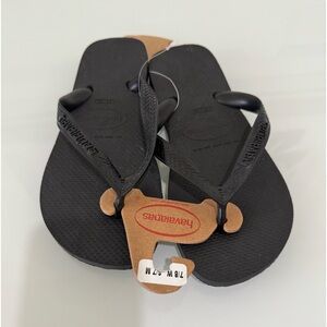 NWT Havaianas sandals